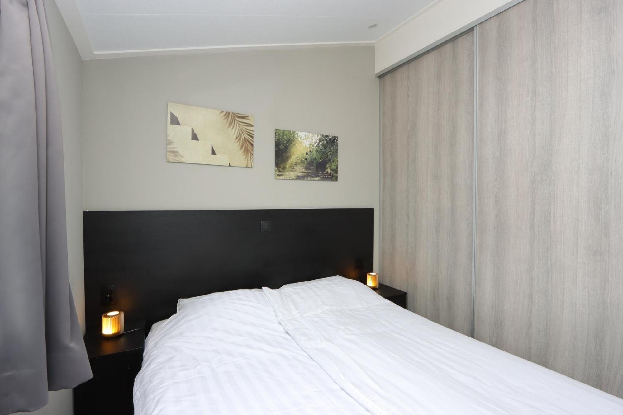 Wellness Chalet Veluwemeer Biddinghuizen Ngoại thất bức ảnh